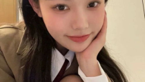 精致女孩头像清晰,展现独特魅力风采”