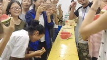 医生护士在线当吃瓜群众,医院里的“吃瓜”奇闻录