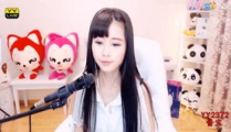 歪歪酱,用创意与才华演绎多元角色，传递欢乐与敬意