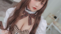 小姐姐cos瑶小耳酱,甜美再现，魔法世界中的灵动精灵